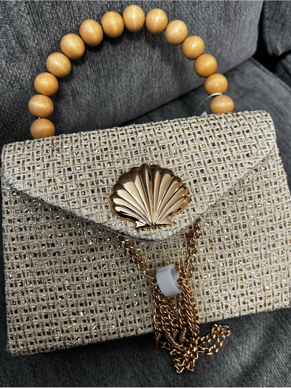 Tommy Bahama Woven Shell-Front Crossbody bag in Natural Beige  NEW - Picture 2 of 4